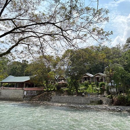 Asim Paris Guesthouse & Jungle Trekking Bukit Lawang Kültér fotó